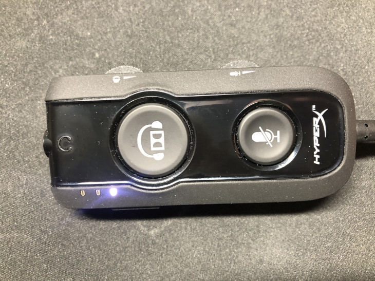 USBオーディオコントロールボックス-表面