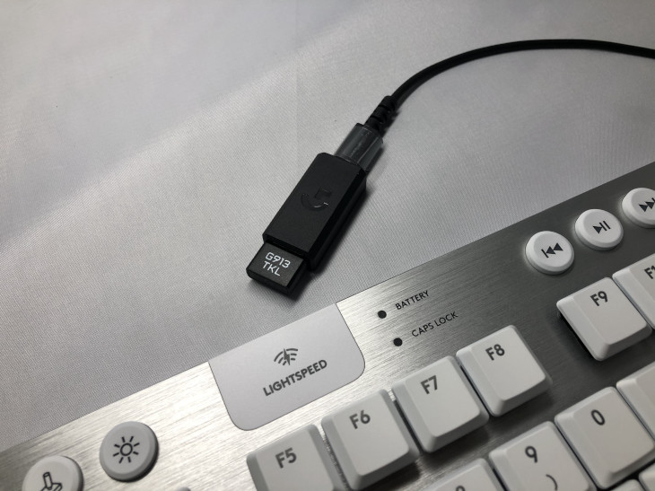LIGHTSPEED USBレシーバー、アダプター2
