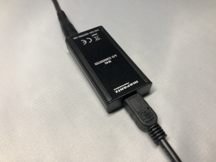 ADコンバーターとMini-USB – USB-Aケーブルを接続し、PCに接続2